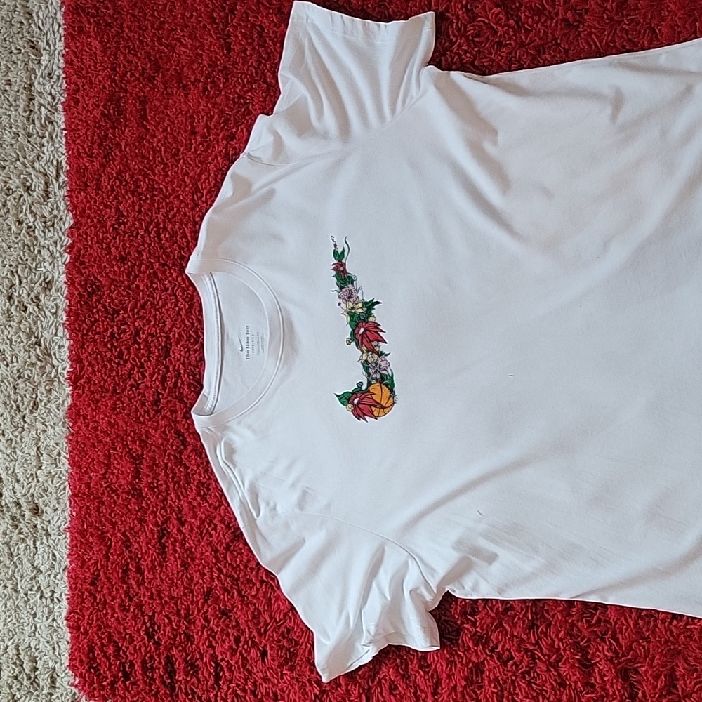 Mens Nike DryFit Tee